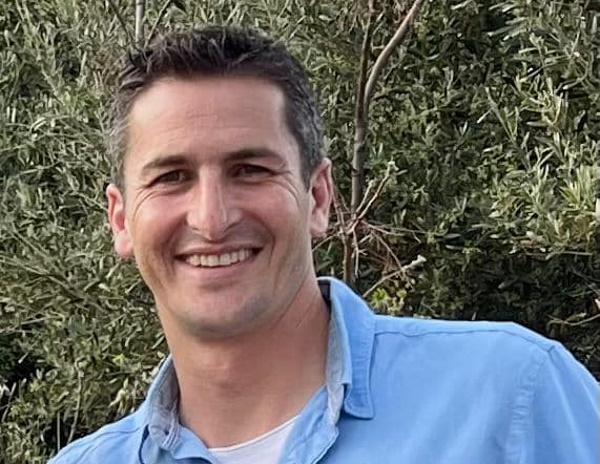 שחר אופז, המנהל החדש של בית הספר קדם