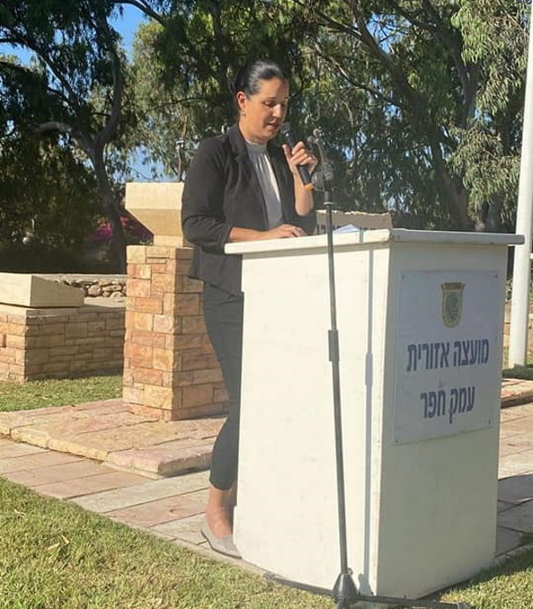 ראשת המועצה ד"ר גלית שאול בטקס
