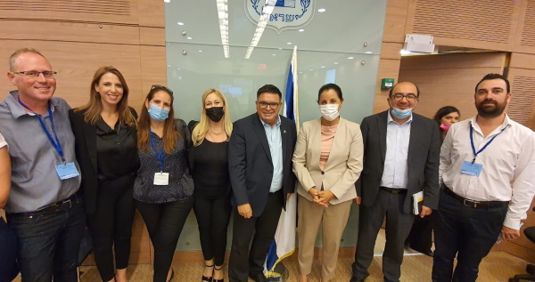 המשתתפים בדיון דחוף בוועדת הכלכלה בדבר מסילת הרכבת המזרחית וביטול תחנת הרכבת באחיטוב