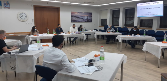 ישיבת המליאה שאישרה את התקציב