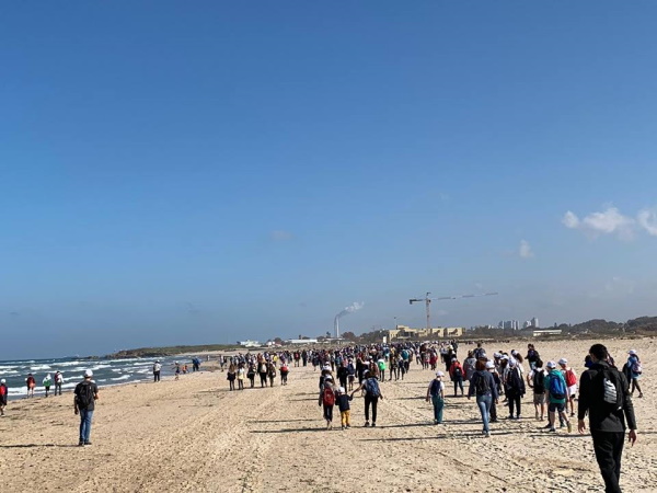 צעדת עמק חפר, חוף בית ינאי