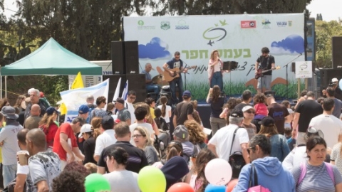 כ-5000 איש השתתפו באירוע המחאה נגד הקמת שדה תעופה בעמק חפר