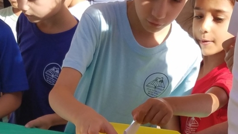 הצבעה בבית ספר