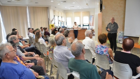 	מנכל המשרד להגנת הסביבה מברך בטקס ההשקה