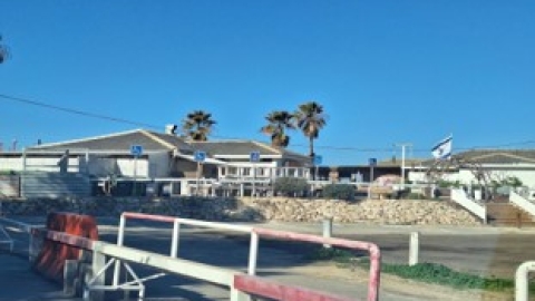 נגישות - חוף מכמורת (1).jpg
